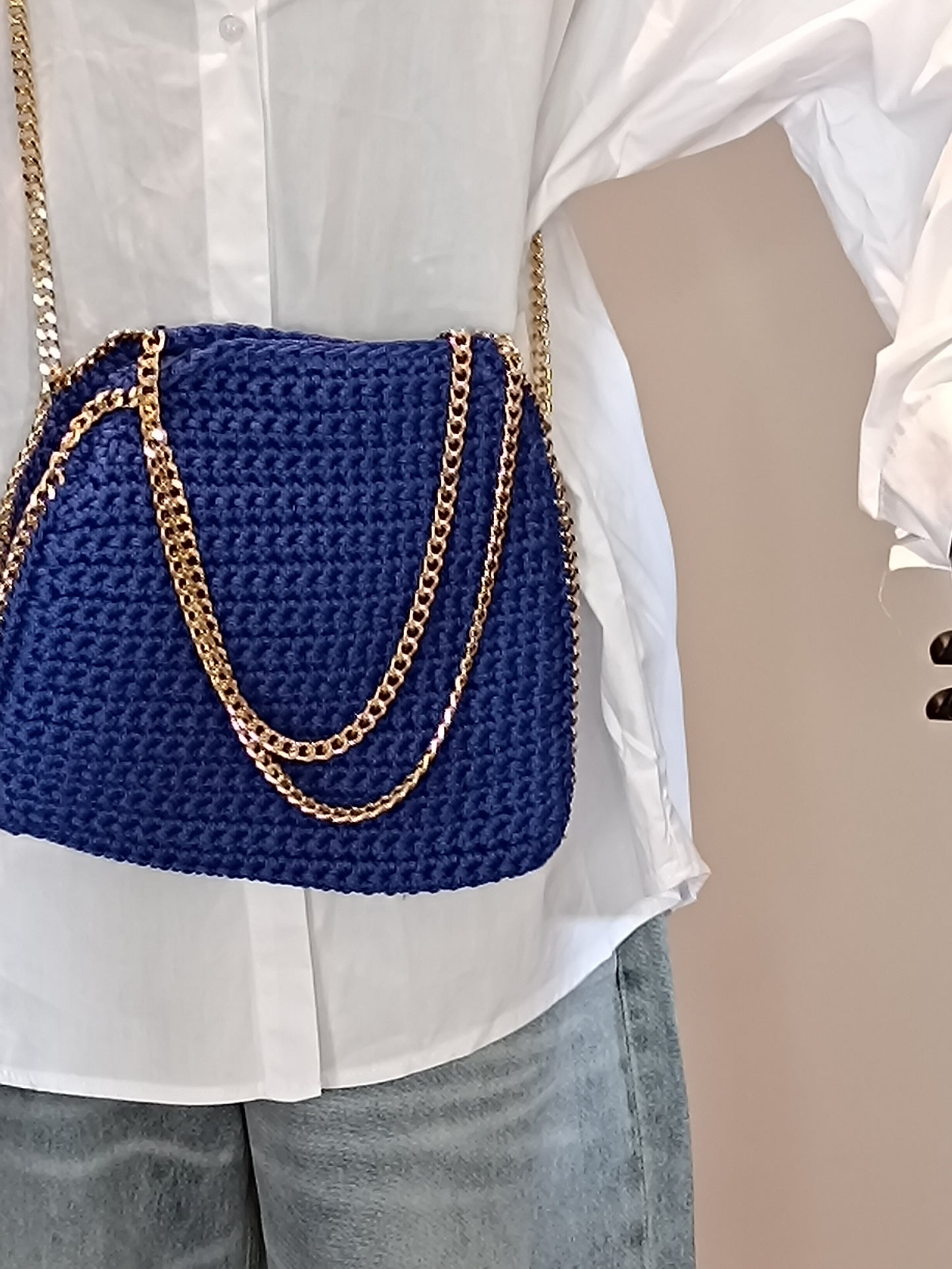Borsa macramè blu