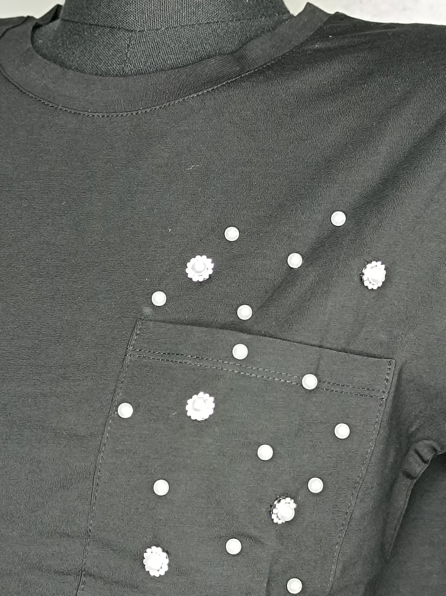 T- shirt inserti argento e perle