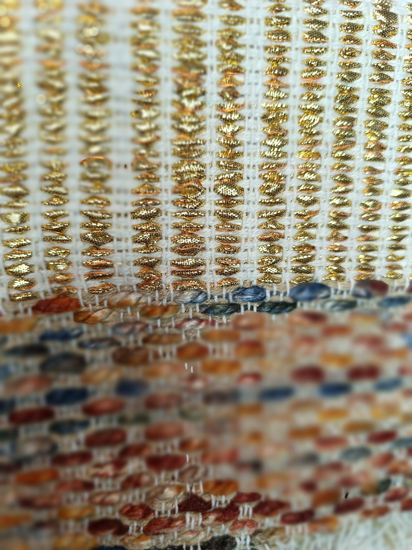 Borsa paglia con disegni rombi e righe