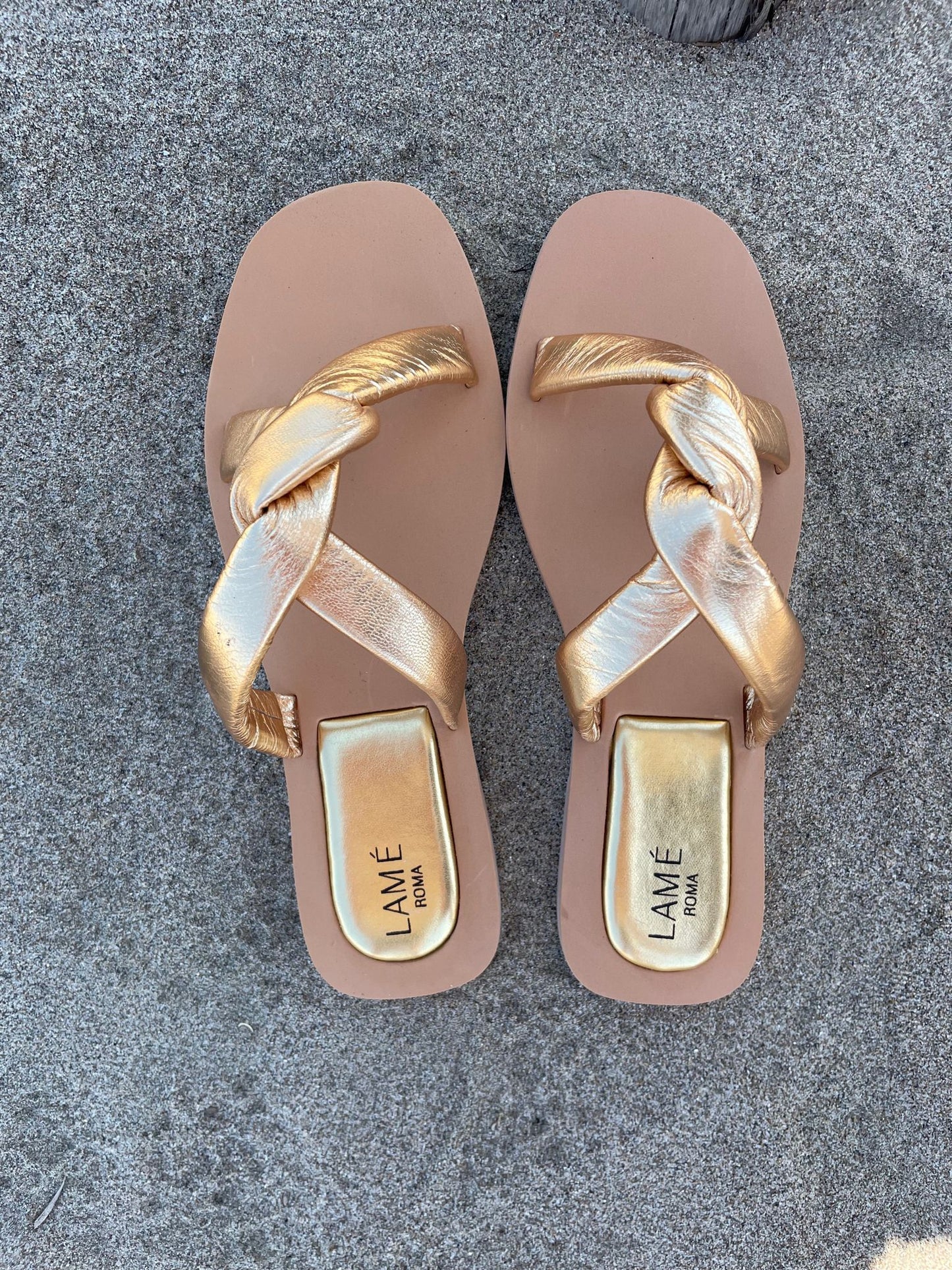 sandali intrecciati oro marca lame'