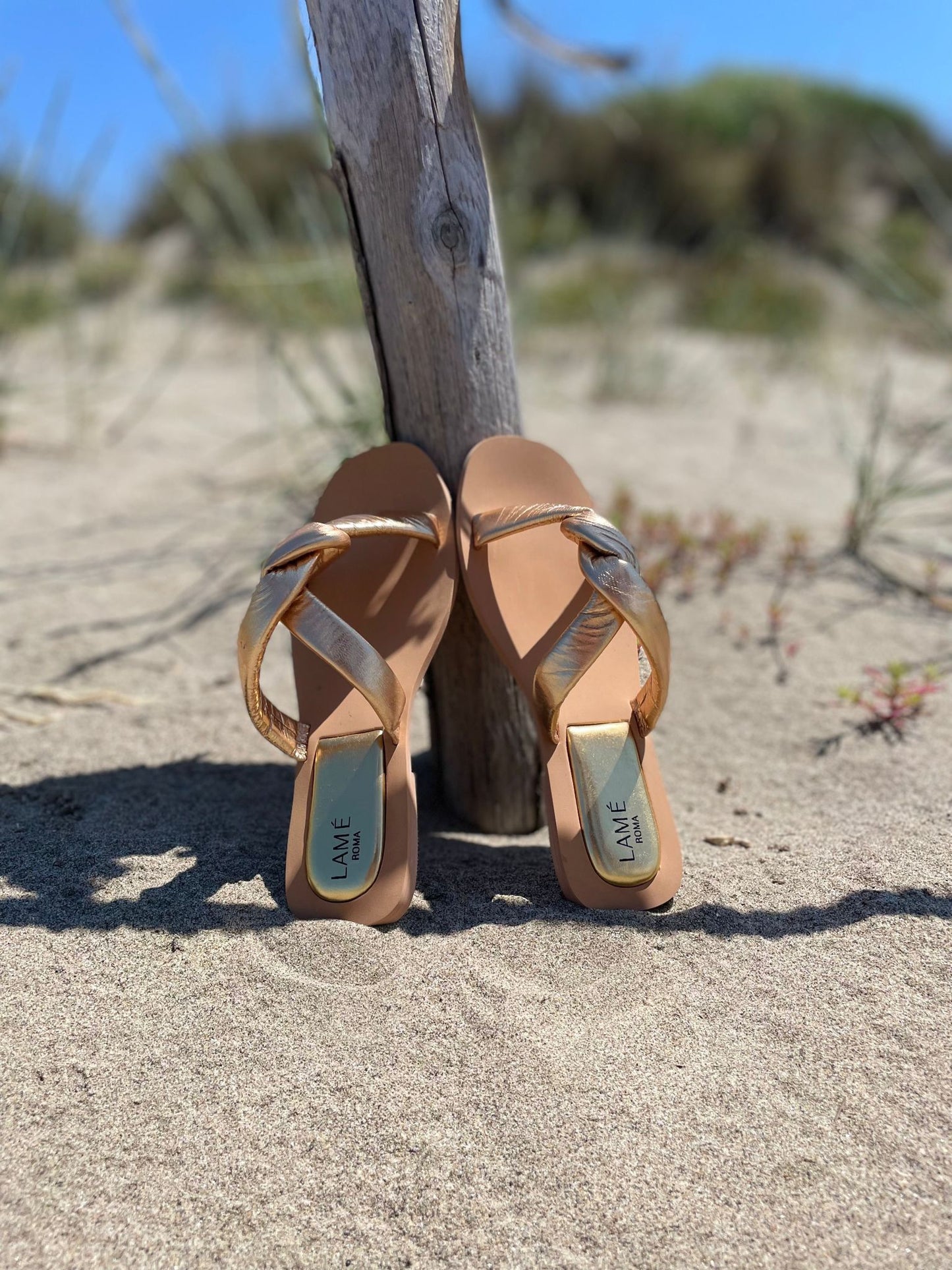 sandali intrecciati oro marca lame'