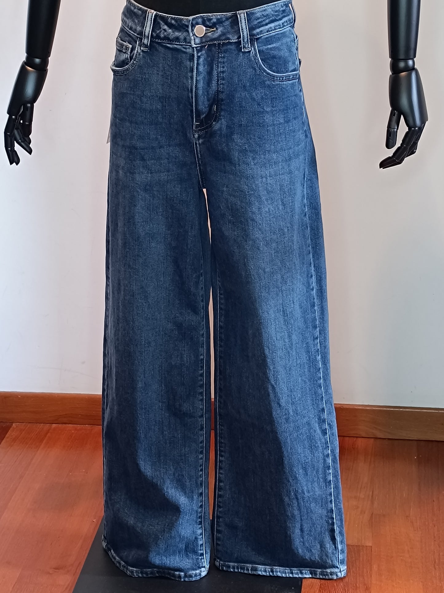 Jeans scuro