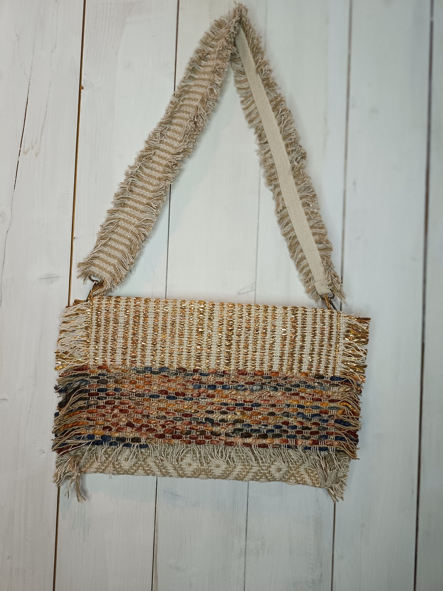 Borsa paglia con disegni rombi e righe